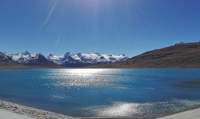 西藏冲巴雍措水库